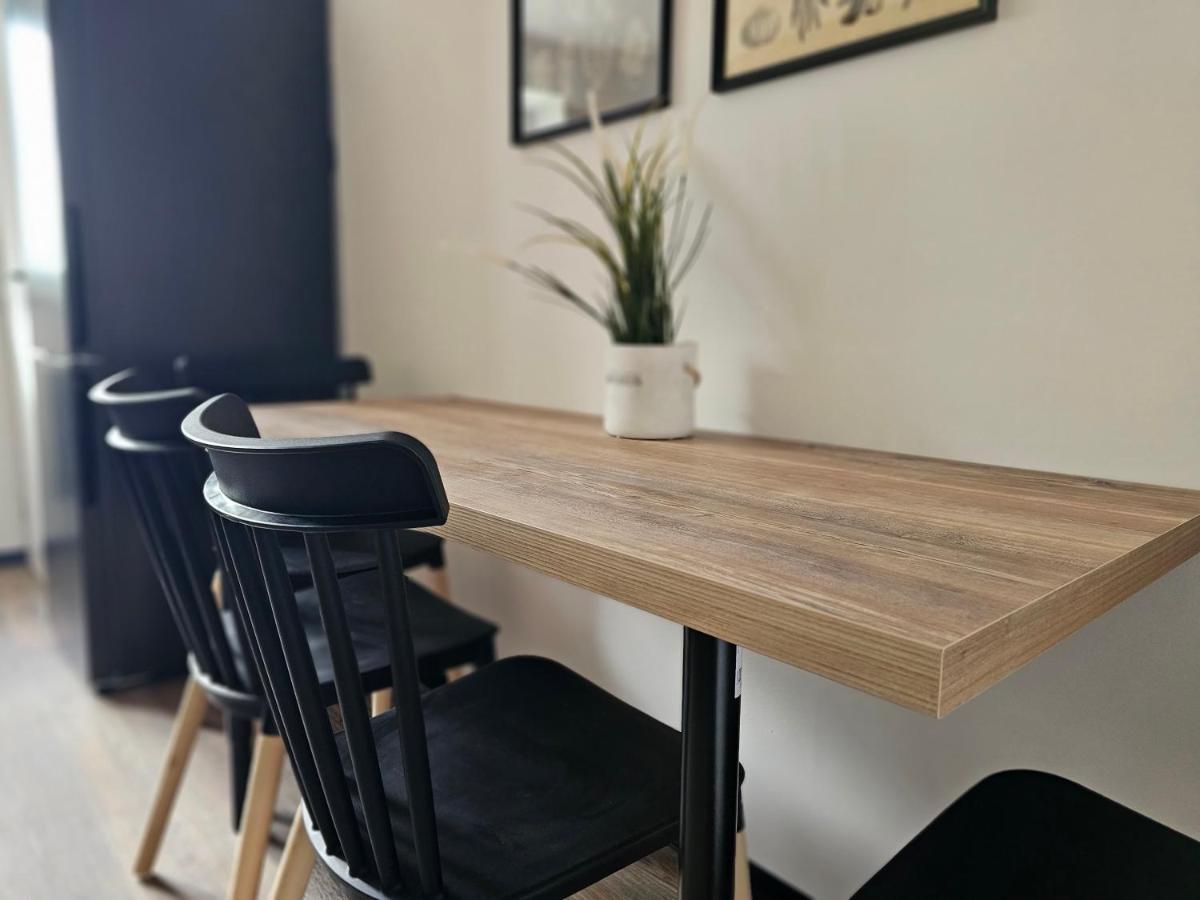 Apartman Opava S Parkovanim Extérieur photo