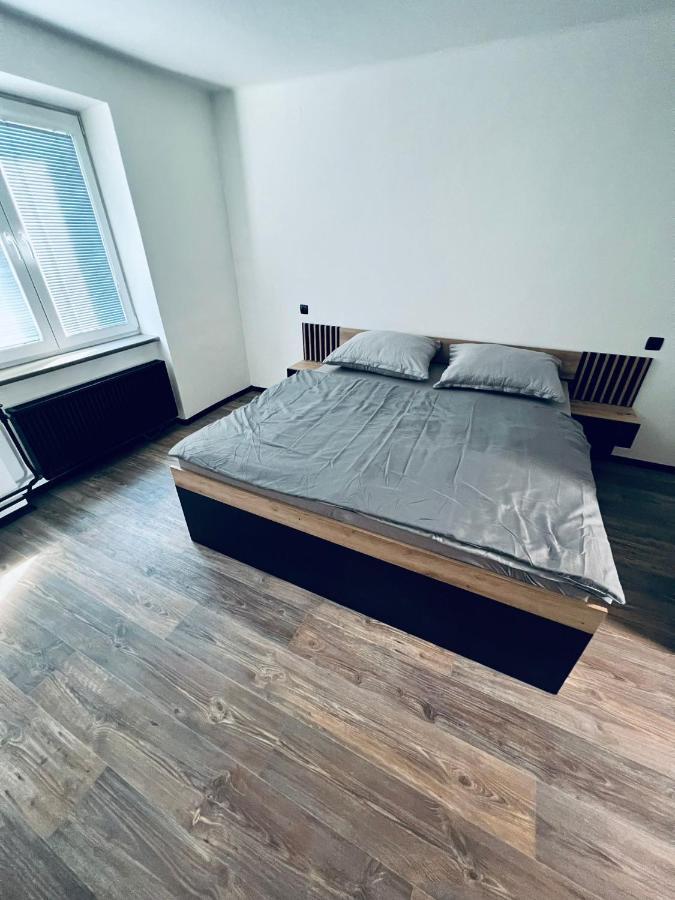 Apartman Opava S Parkovanim Extérieur photo