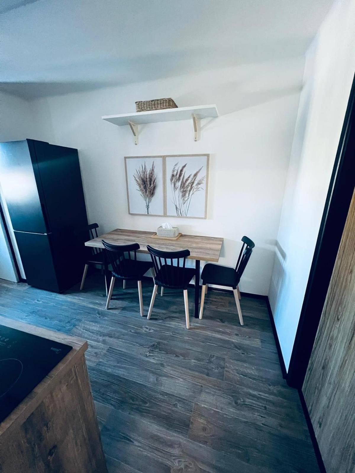 Apartman Opava S Parkovanim Extérieur photo
